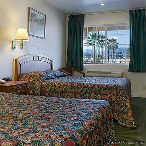 Orange Show Inn Сан-Бернардино Экстерьер фото
